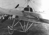 Dragutin Novak na uzleti�tu u �rnomercu prilikom prikazivanja leta avionom